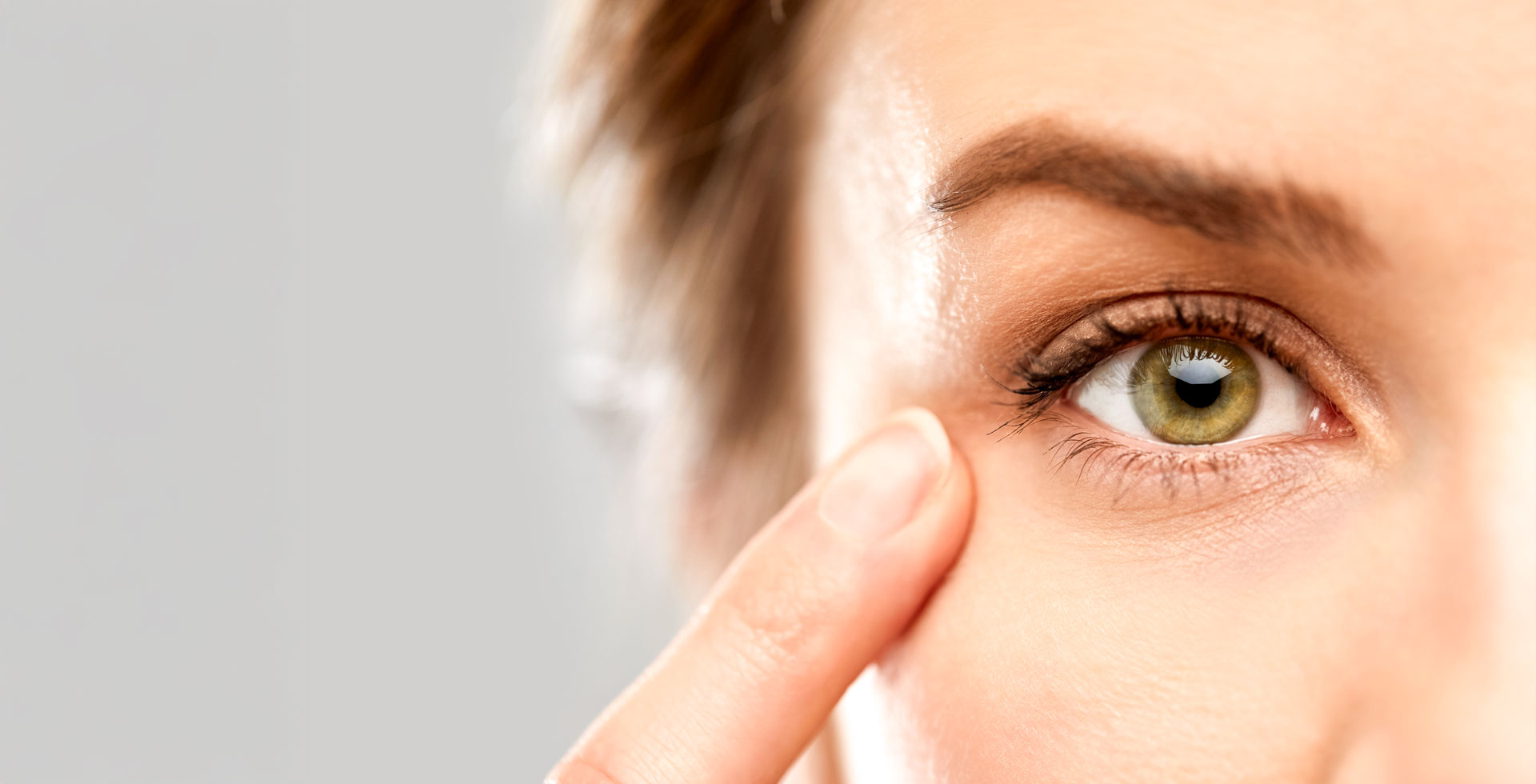 Linsenimplantat - die hochmoderne, reversible Methode zur Korrektur von Fehlsichtigkeit bei Augenlasern Wien, Dr. Atamniy