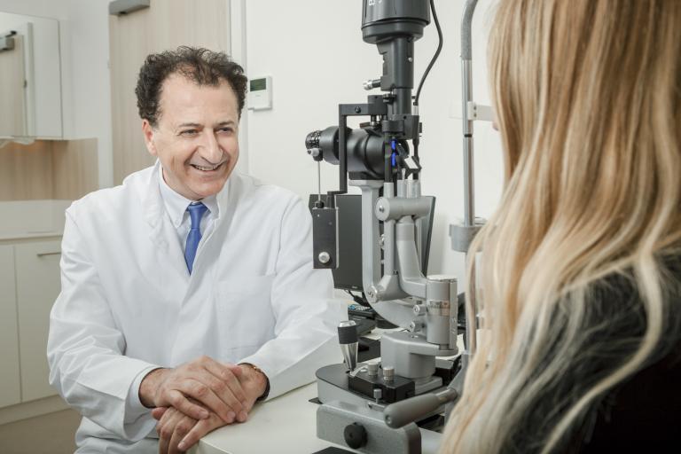 Augen lasern lassen, Dr. Jamal Atamniy, Augenarzt Wien, Femto Lasik, Kassenarzt Augenarzt, Augenlaser Behandlung, Femto Lasik, Trans-PRK, LASIK, Augenzentrum Wien, Augenarzt 1180 Wien