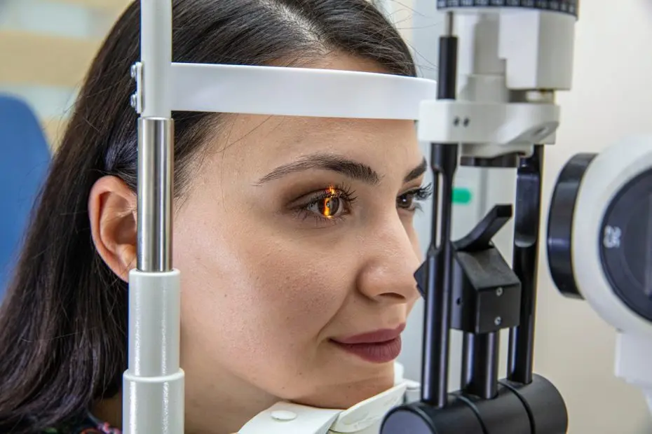 Augenlasern Ablauf, Augenlaser-OP, Augen lasern lassen, Augenlasern Wien, Dr. Atamniy Augenarzt,